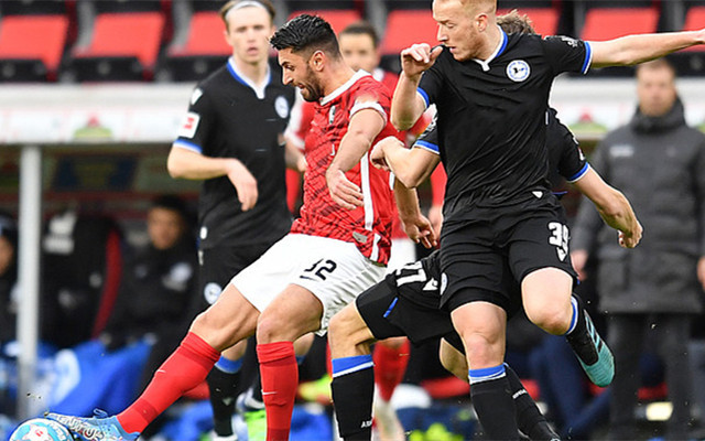 包含德甲深度分析，控球节奏与战术变化的关系及场上应变策略的词条