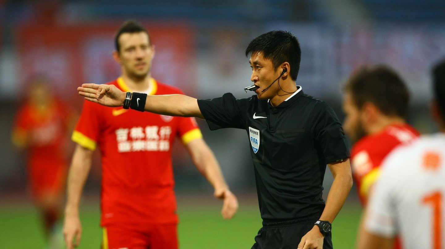 包含关注——足球裁判员职业发展路径逐步完善的词条 包含关注——足球裁判员职业发展路径逐步完善的词条