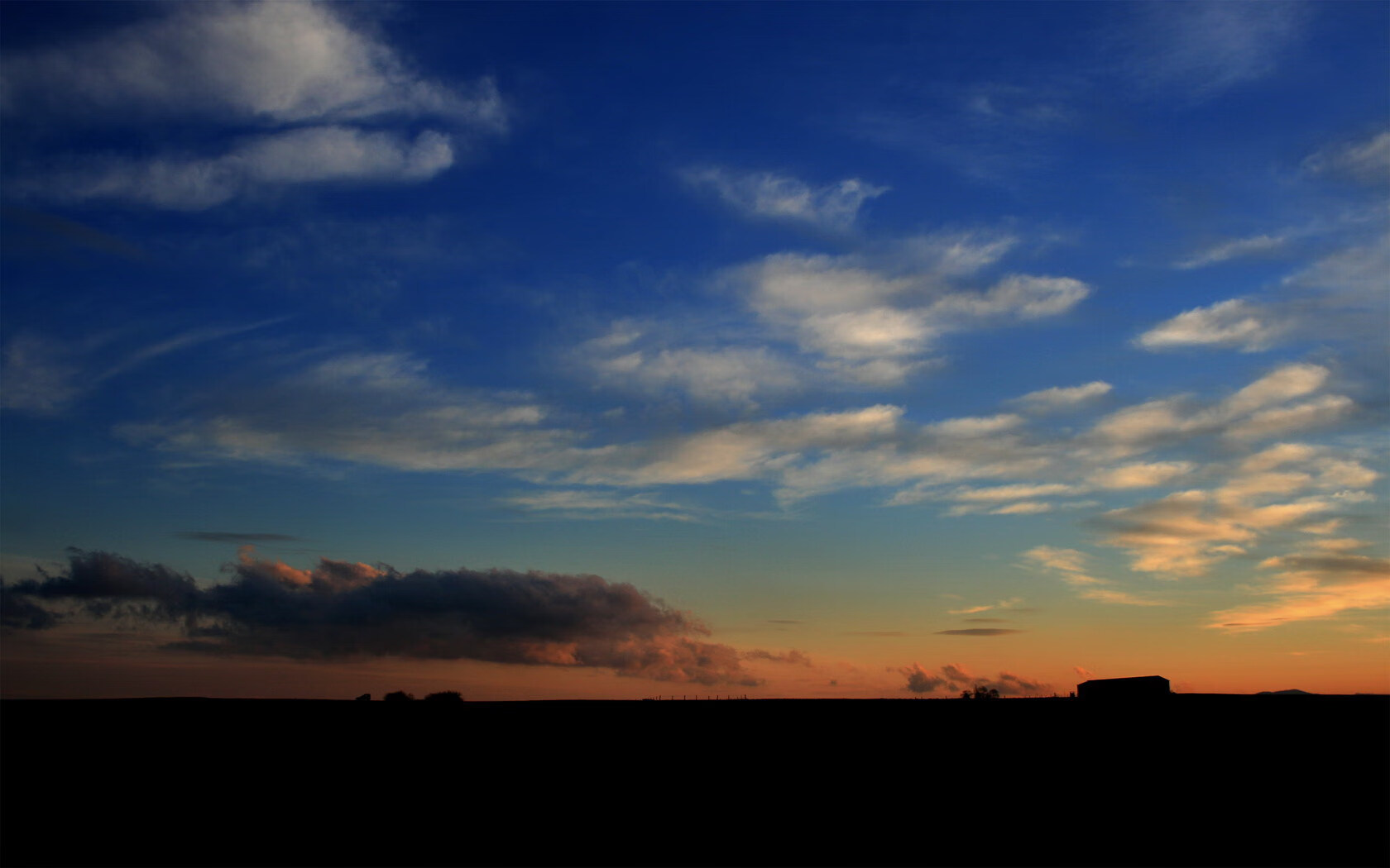 精彩足球赛季再度开启,球队备战冲刺冠军,足球赛事精彩瞬间
